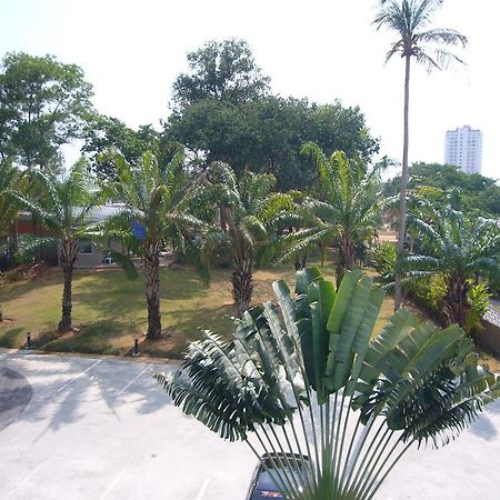 Chic Condominium Unit A303, A306, A307, A308, A406 Karon المظهر الخارجي الصورة