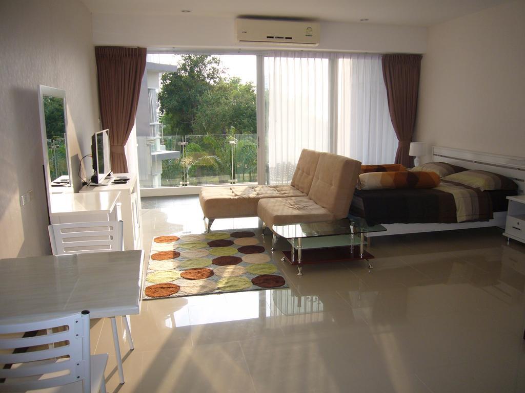 Chic Condominium Unit A303, A306, A307, A308, A406 Karon المظهر الخارجي الصورة